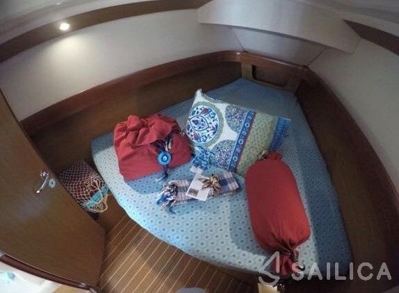 Sun Odyssey 39i - Yacht Charter Sailica
