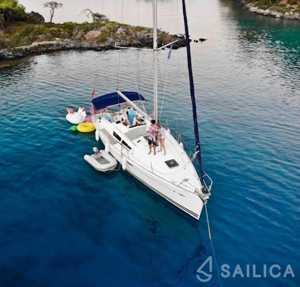 Sun Odyssey 39i - Yacht Charter Sailica