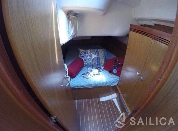 Sun Odyssey 39i - Yacht Charter Sailica