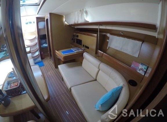 Sun Odyssey 39i - Yacht Charter Sailica