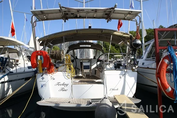 Sun Odyssey 419 - Yacht Charter Sailica