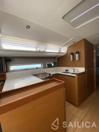 Sun Odyssey 440 - Yacht Charter Sailica