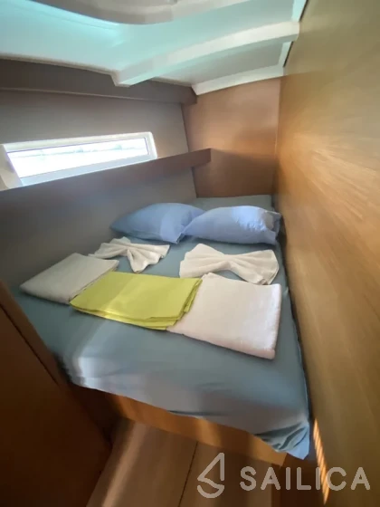 Sun Odyssey 440 - Yacht Charter Sailica
