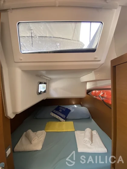 Sun Odyssey 440 - Yacht Charter Sailica