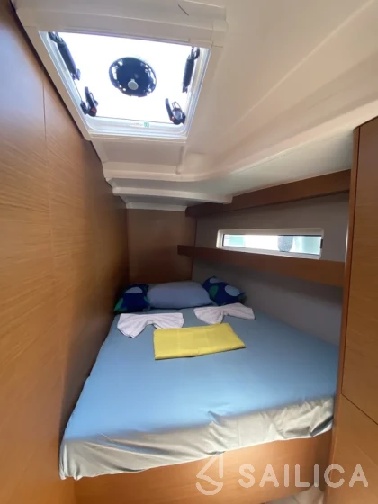 Sun Odyssey 440 - Yacht Charter Sailica