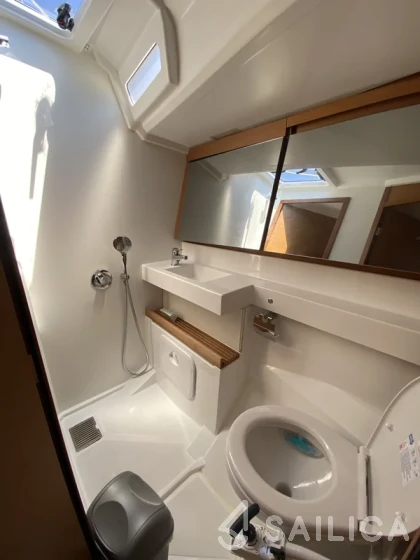 Sun Odyssey 440 - Yacht Charter Sailica