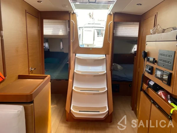 Sun Odyssey 490 - Yacht Charter Sailica