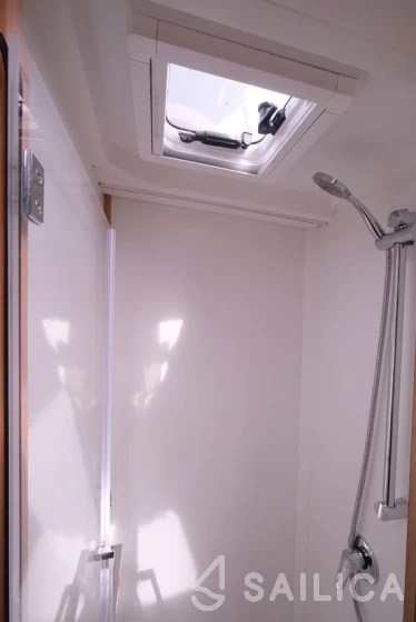Sun Odyssey 490 - Yacht Charter Sailica