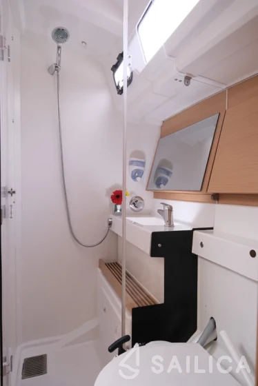 Sun Odyssey 490 - Yacht Charter Sailica