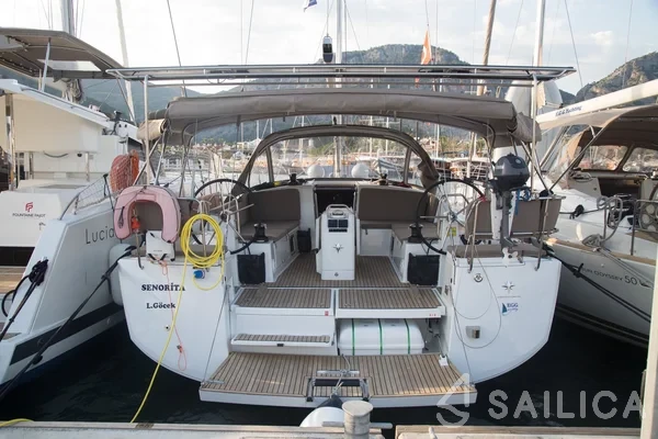 Sun Odyssey 490 - Yacht Charter Sailica