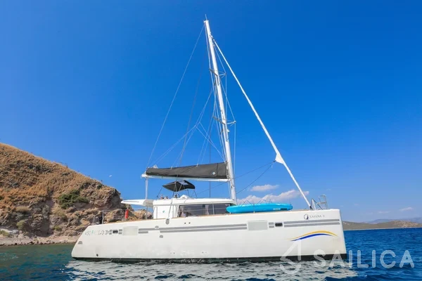Lagoon 450 - Yacht Charter Sailica