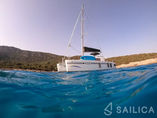 Lagoon 450 - Yacht Charter Sailica
