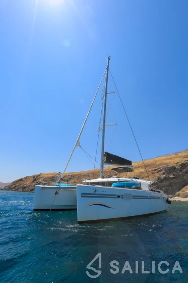 Lagoon 450 - Yacht Charter Sailica