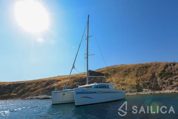 Lagoon 450 - Yacht Charter Sailica