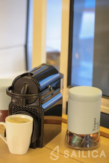 Lagoon 450 - Yacht Charter Sailica