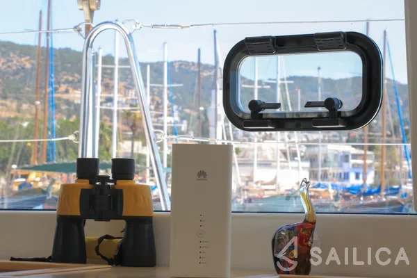 Lagoon 450 - Yacht Charter Sailica