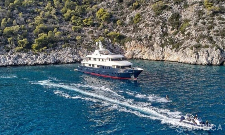 Mengi Yay 130 - Yacht Charter Sailica