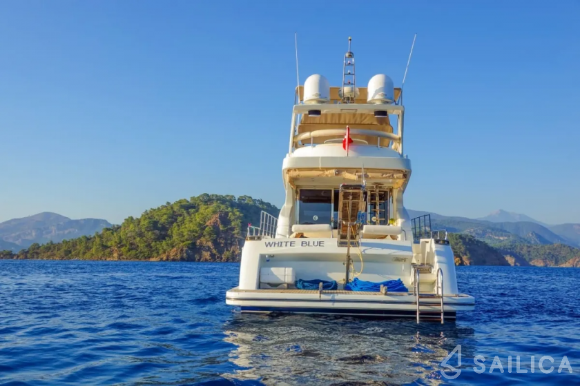 Mengi Yay Leomar 59 - Yacht Charter Sailica