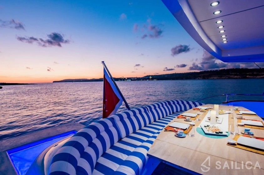 Notika Nedship - Yacht Charter Sailica