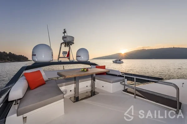 Numarine 62 - Yacht Charter Sailica