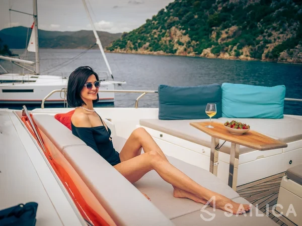 Numarine 62 - Yacht Charter Sailica