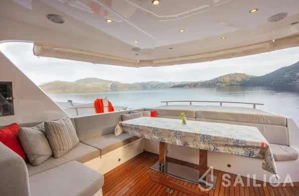 Numarine 62 - Yacht Charter Sailica