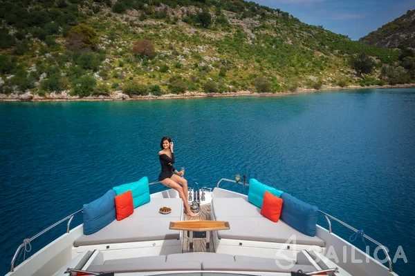 Numarine 62 - Yacht Charter Sailica