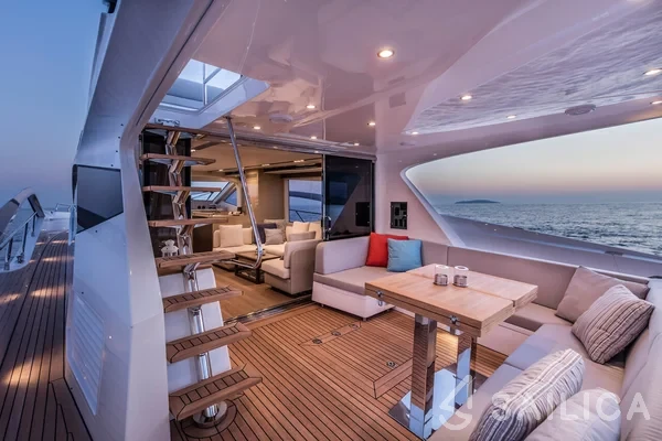 Numarine 62 - Yacht Charter Sailica
