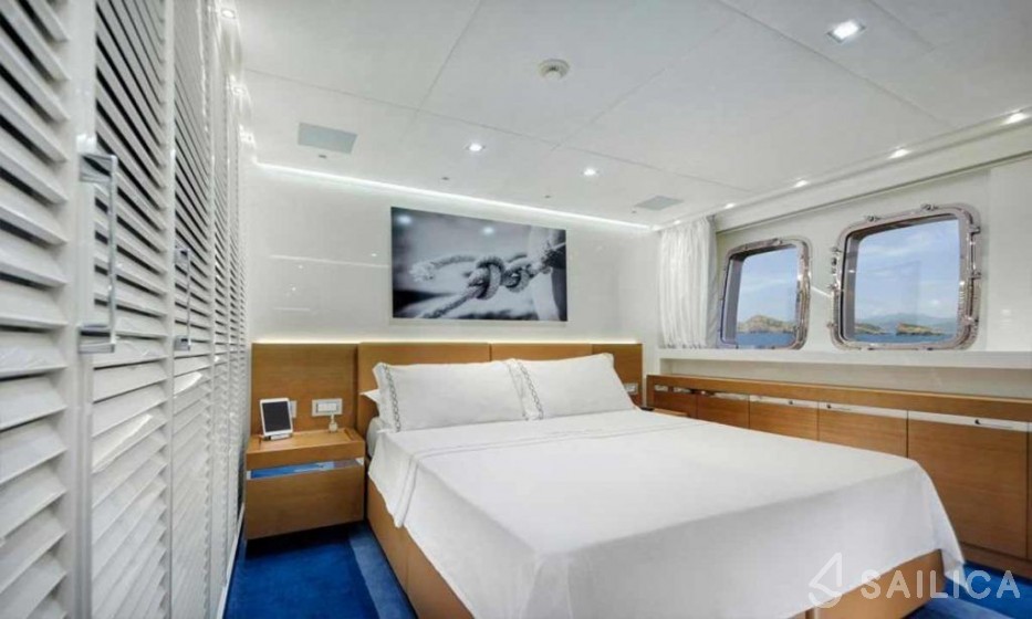 Sanlorenzo 126 - Yacht Charter Sailica