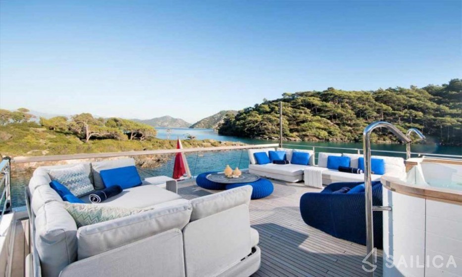 Sanlorenzo 126 - Yacht Charter Sailica