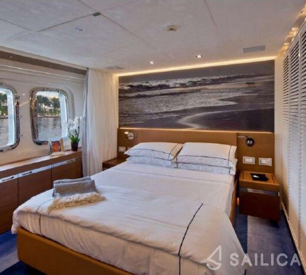 Sanlorenzo 126 - Yacht Charter Sailica