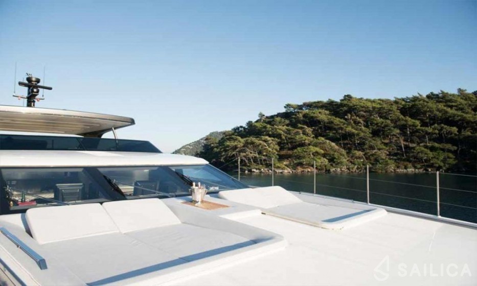 Sanlorenzo 126 - Yacht Charter Sailica