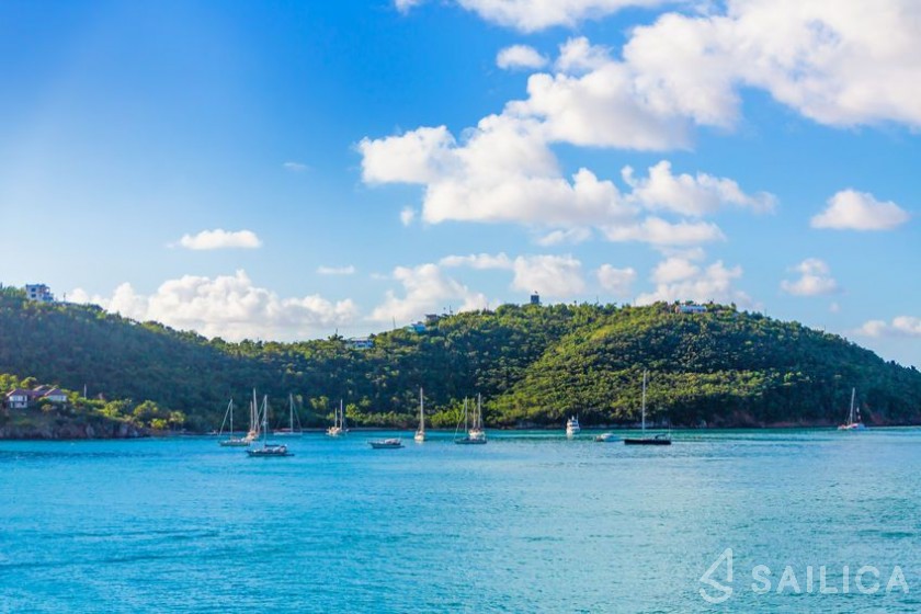 Bali 4.3 - Yacht Charter Sailica