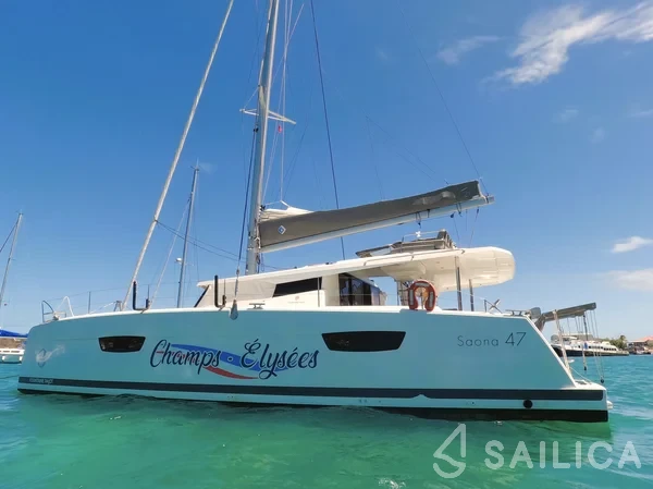 Saona 47 - Yacht Charter Sailica