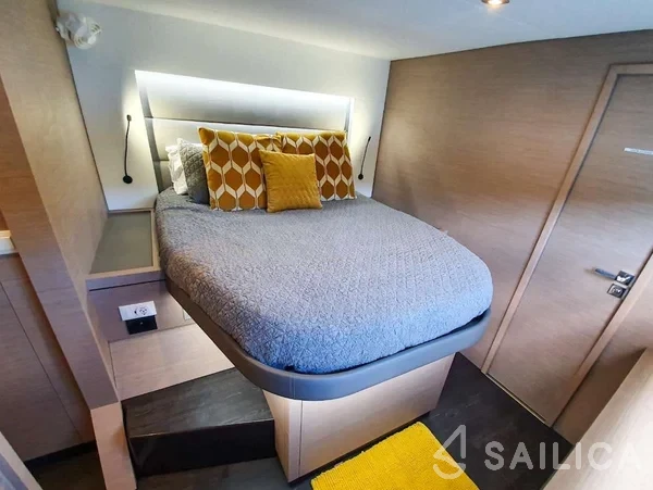 Saona 47 - Yacht Charter Sailica