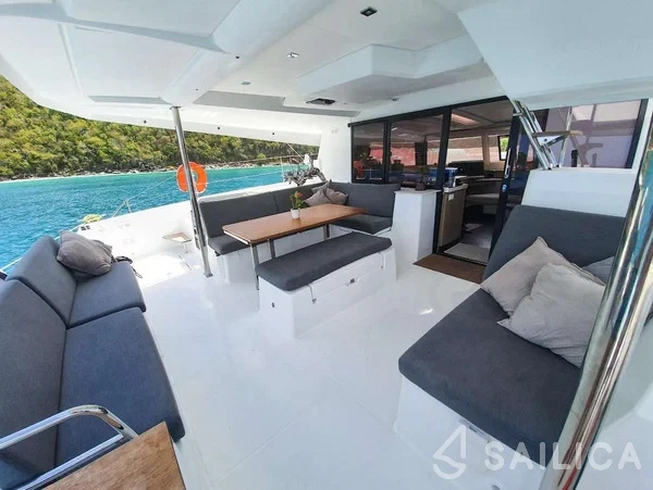 Saona 47 - Yacht Charter Sailica