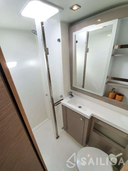 Saona 47 - Yacht Charter Sailica