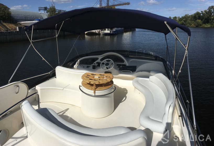 Azimut 46 - Yacht Charter Sailica