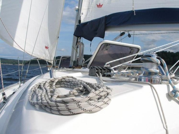Bavaria 30 Cruiser - Yacht Charter Sailica