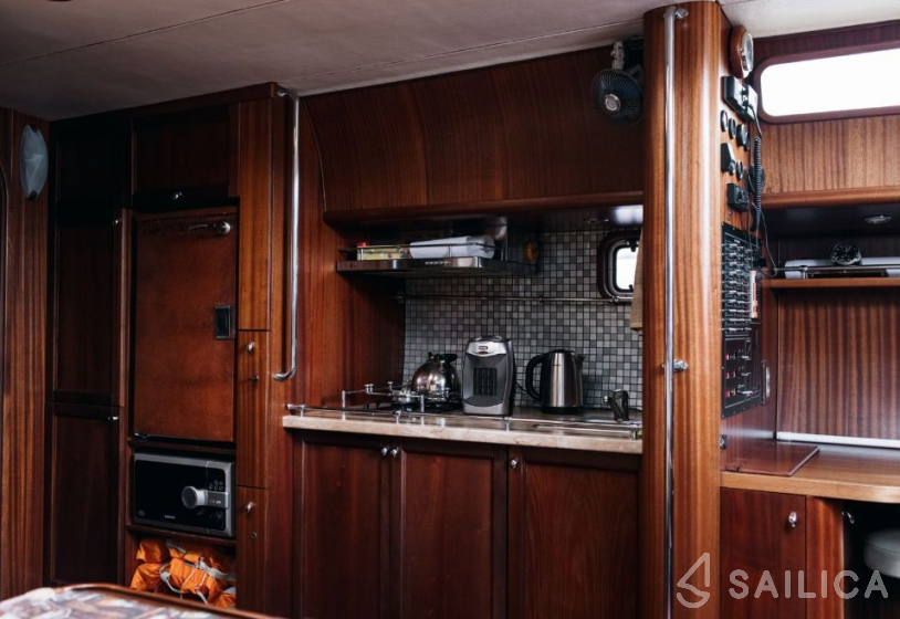 Custom Built - Yacht Charter Sailica