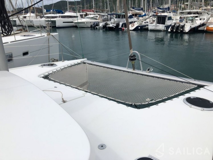 Mahe 36 Evolution - Yacht Charter Sailica