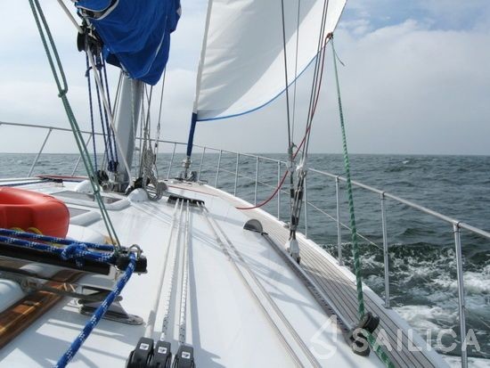 Custom Built - Yacht Charter Sailica