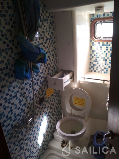Custom Built - Yacht Charter Sailica