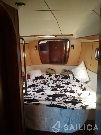 Custom Built - Yacht Charter Sailica