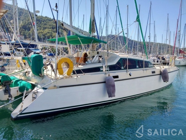 Prout 39 - Yacht Charter Sailica