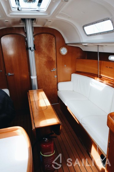First 40.7 - Yacht Charter Sailica