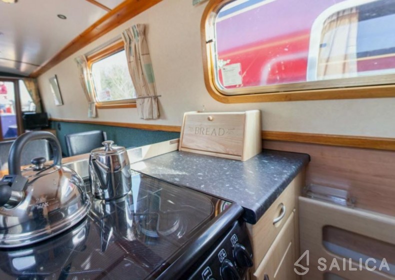 Duchess 4 - Yacht Charter Sailica