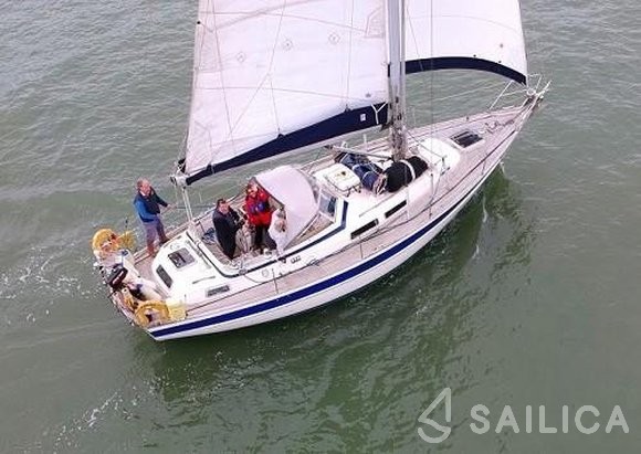 Hallberg Rassy 36 - Yacht Charter Sailica