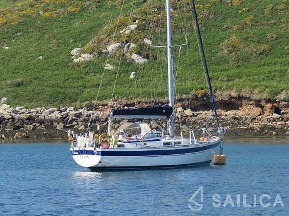 Hallberg Rassy 36 - Yacht Charter Sailica