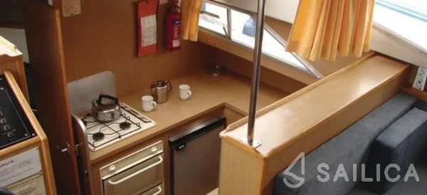 Le Boat Braemore WHS - Yacht Charter Sailica